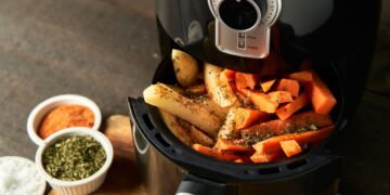 Amvox aposta em tecnologia e cria air fryer inteligente