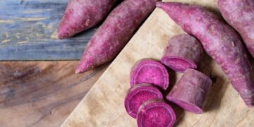 O jeito mais fácil de plantar batata doce roxa e colher em poucos meses