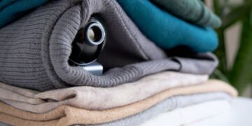 Como detectar câmeras ocultas e proteger sua privacidade no trabalho