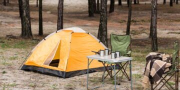 Estes lugares são perfeitos para camping e você nem imagina onde ficam