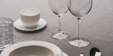 Você sabia que a taça certa pode transformar sua experiência com vinhos?