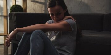 Você conhece alguém que está com depressão? Saiba como ser um apoio real