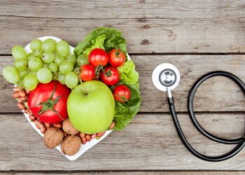 O que acontece com a sua saúde quando você começa a comer a casca dessa fruta