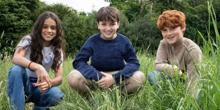 Novo trio de atores mirins assume papel de Harry Potter na série da HBO