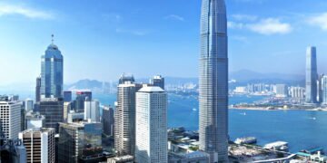 Conheça a cidade que se tornou um dos maiores polos financeiros do planeta