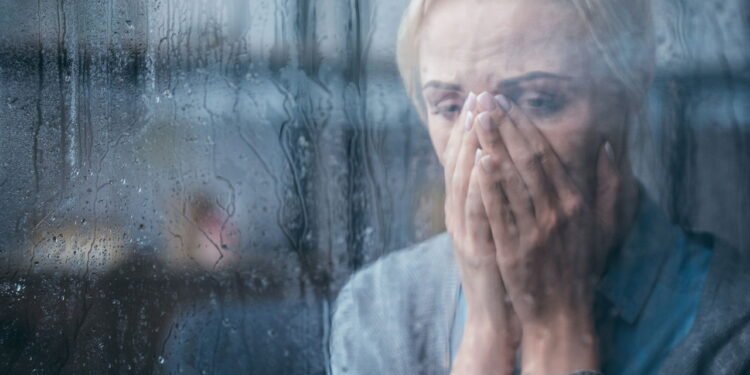 A dura realidade da solidão na terceira idade e como enfrentá-la com dignidade