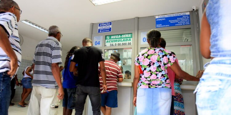 Atenção todos que apostam na Mega-sena e na Lotofácil em maio