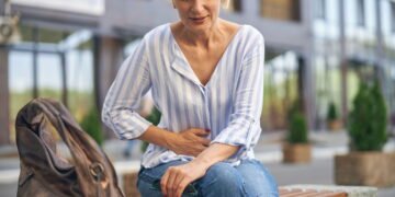 Aprenda a plantar 5 ervas que combatem os sintomas da TPM