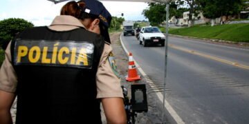 Alerta deixa motoristas preocupados com a possibilidade de multa a partir de outubro