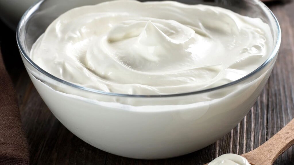 5 motivos para incluir iogurte natural na sua alimentação agora