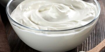 5 motivos para incluir iogurte natural na sua alimentação agora