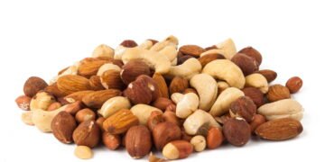 Os benefícios surpreendentes das nozes para o corpo e a mente