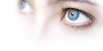 Olhos azuis são raros por este motivo genético