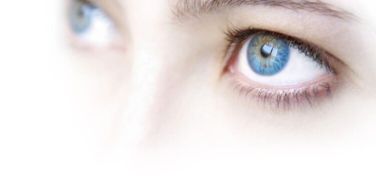 Olhos azuis são raros por este motivo genético