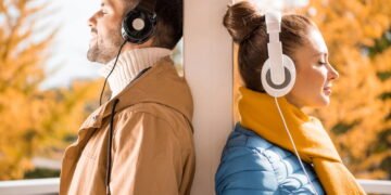 Ouvir a mesma música toda manhã pode afetar seu humor