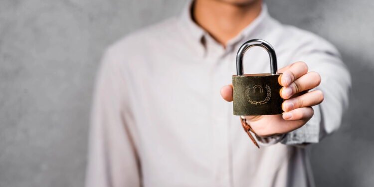O detalhe mais importante do cadeado que você ignora