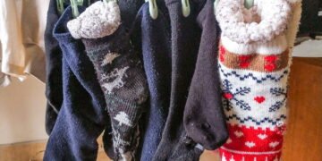 Dicas infalíveis para secar roupas rápido e sem cheiro no frio