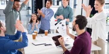 Empresas estão usando essa prática para aumentar a produtividade e o bem-estar no trabalho