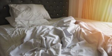 Você sabia que não arrumar a cama ao acordar pode ser algo benéfico?