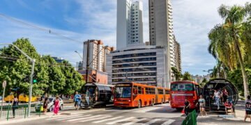 Por que essa cidade virou referência em mobilidade urbana inteligente?