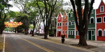 Cidade do interior de São Paulo virou referência e é considerada a mais bonita do Brasil