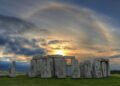 Pesquisadores revelam nova teoria sobre a pedra mais enigmática do monumento de Stonehenge