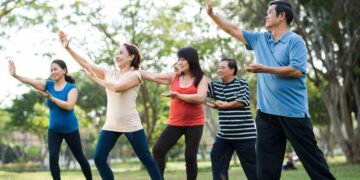 5 benefícios do Tai Chi para idosos com dificuldade de locomoção