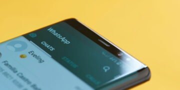 Como liberar espaço no WhatsApp sem perder conversas importantes