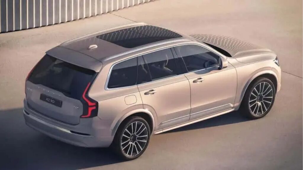 Volvo XC90 chega ao Brasil em 2025 com muito luxo e segurança, mas cobra um grande preço pela exclusividade