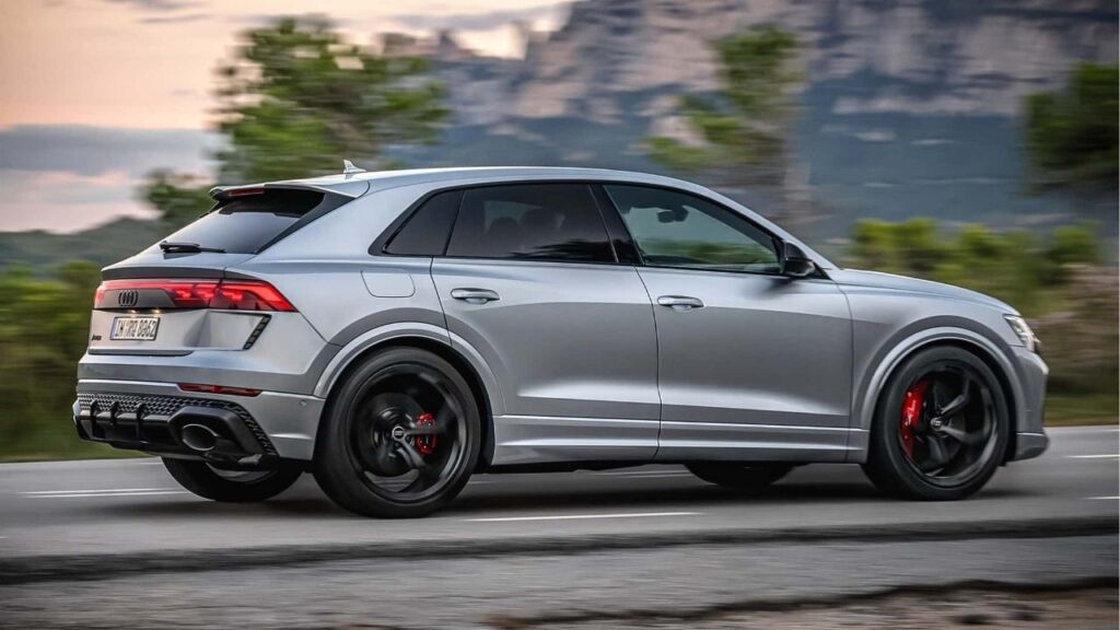 Muito luxo e brutalidade! Conheça a nova Audi RS Q8 Performance que chegará ao Brasil em 2025