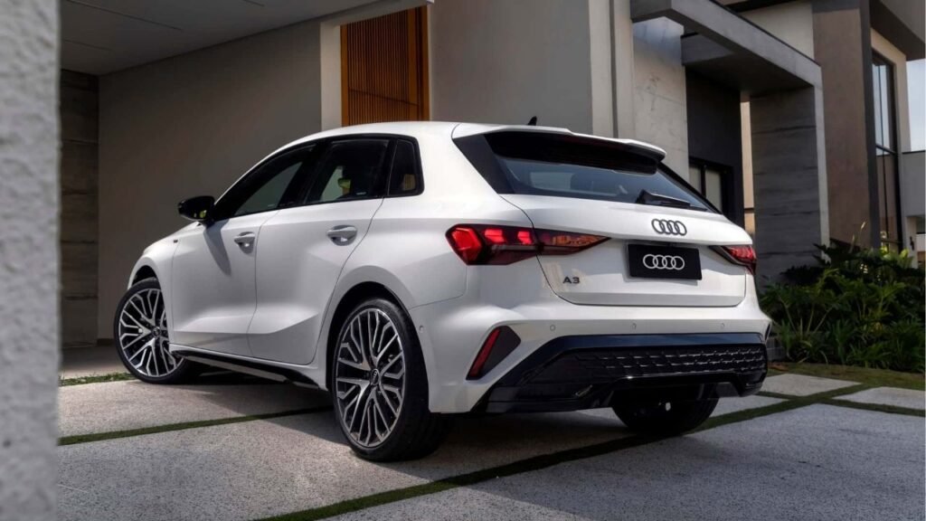 Novo Audi A3 Sportback chega ao Brasil com muito luxo e esportividade a partir de R$ 324.990