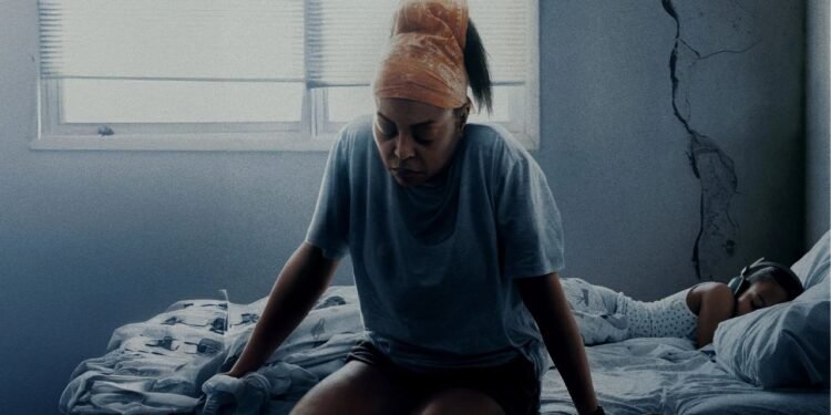 “Até a Última Gota”, filme da Netflix revela o lado mais cruel da solidão materna