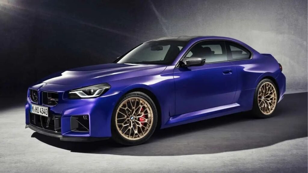 Nova BMW M2 CS 2026 chega ao mercado mais leve e muito mais agressiva