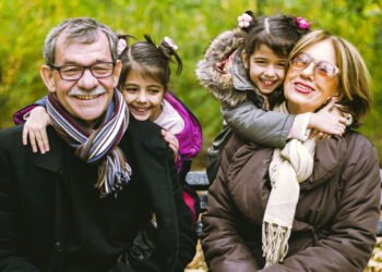 Você é um avô querido? Veja os comportamentos que mais aproximam