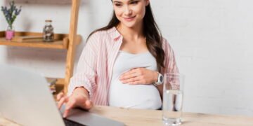 Hábito simples no uso de eletrônicos garante a redução na conta de luz