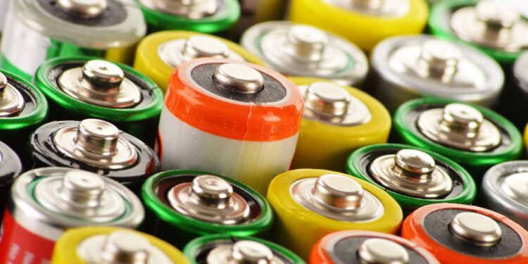 A bateria mais durável do mundo segue ativa após 185 anos e ninguém sabe o motivo