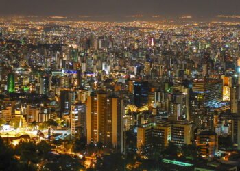 Entre pão de queijo, metrô eficiente e parques, essa cidade revoluciona o jeito de viver nas capitais