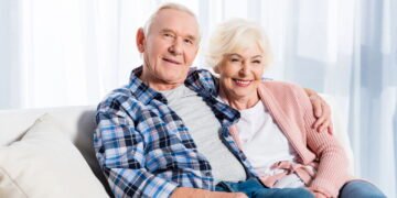 Morar bem após os 60? Veja o que o mercado já oferece aos idosos