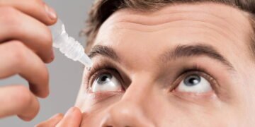 Aprovado o primeiro colírio para quem tem dificuldade de focar perto após os 40 anos