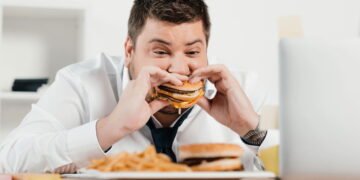 Sons como mastigação te irritam