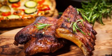 Costelinha de porco assada voltou a ser o xodó da mesa brasileira