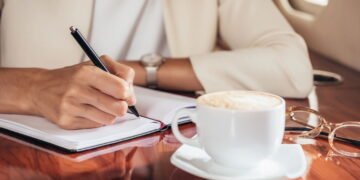 Só escreve em letras grandes?