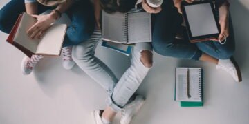 UEMG 2026 oferece ensino superior acessível e totalmente online