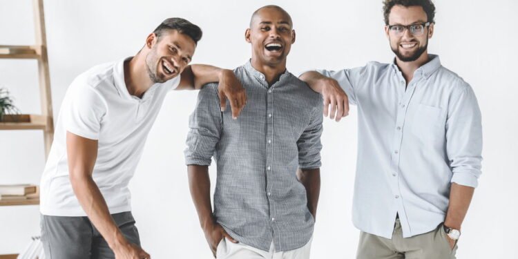 Homens baixos tendem a ser melhores maridos