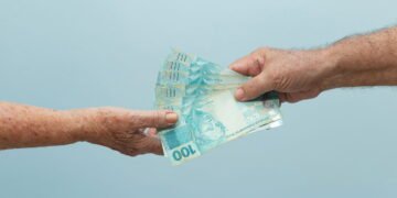 Bolsa Família antecipa pagamentos de dezembro e garante alívio no fim do ano