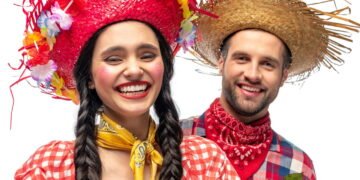 Os trajes de Festa Junina que estão em alta e como usar cada peça
