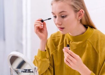 O que não pode faltar no seu primeiro kit de maquiagem