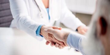 A UBS te dá um papel e zera 100% o seu gasto com consulta médica