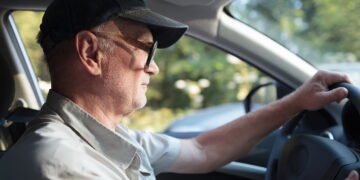 Regra da CNH atinge o bolso dos motoristas acima de 50 anos