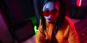 As cores fluorescentes que dominaram os anos 80 estão de volta